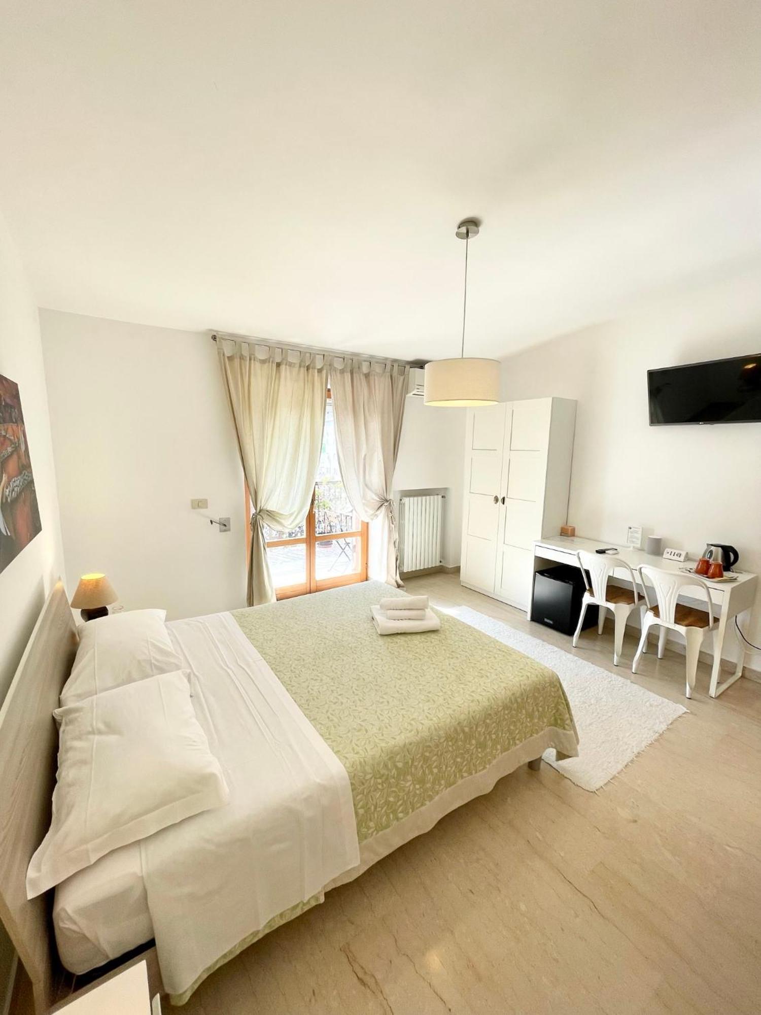 B&B Le Saline Таранто Екстериор снимка