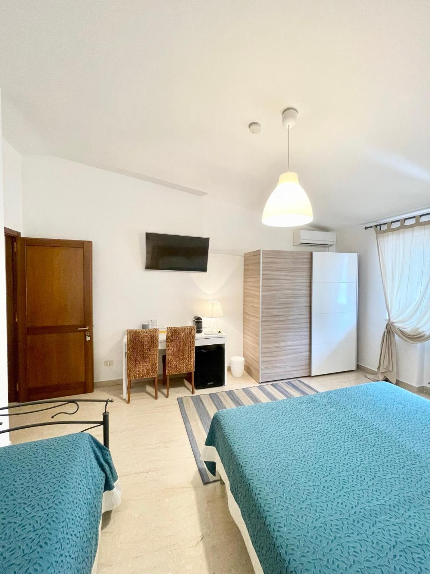 B&B Le Saline Таранто Екстериор снимка