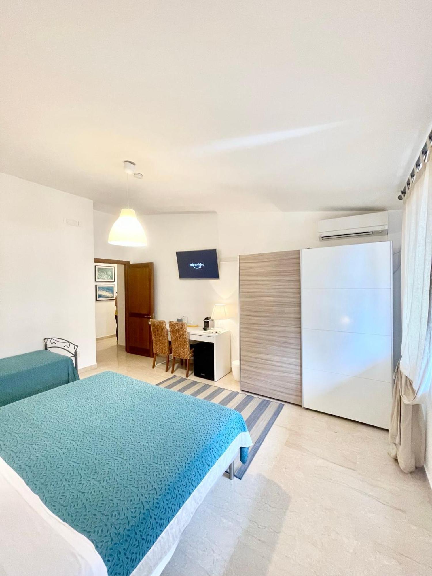 B&B Le Saline Таранто Екстериор снимка