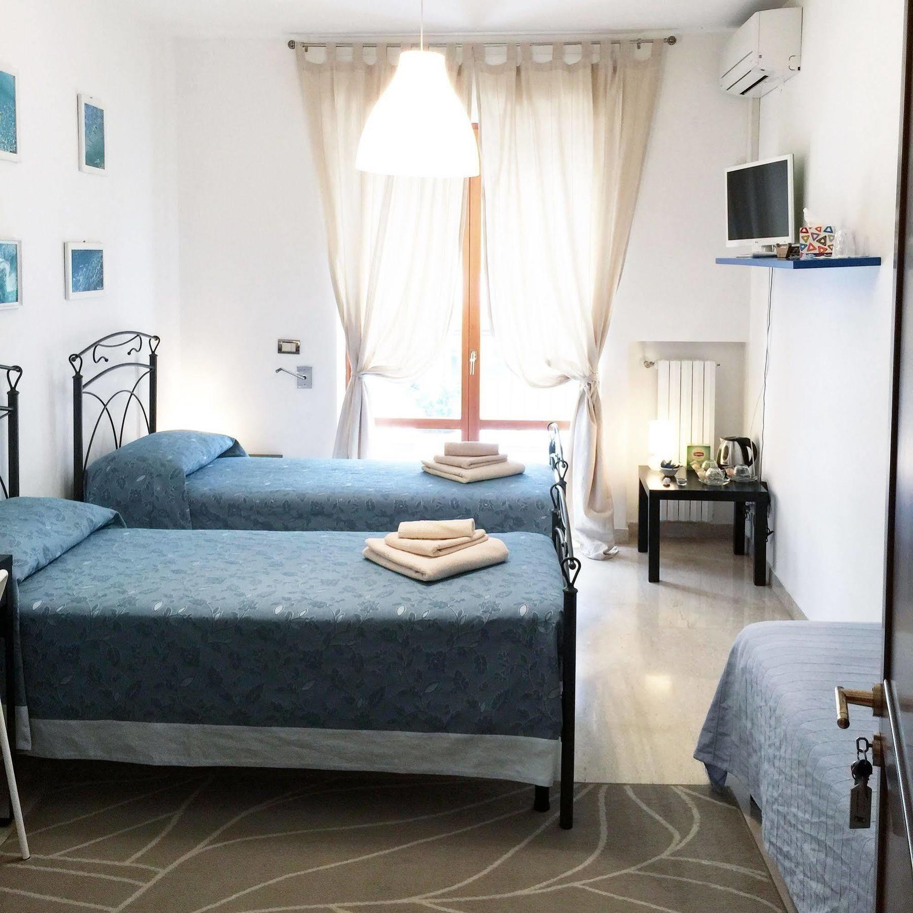 B&B Le Saline Таранто Екстериор снимка